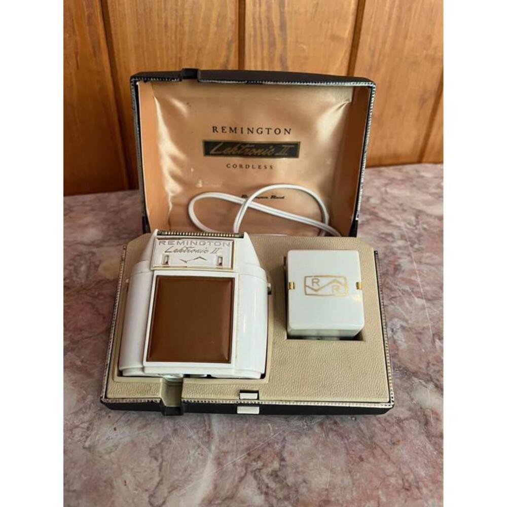 Vintage electric razor